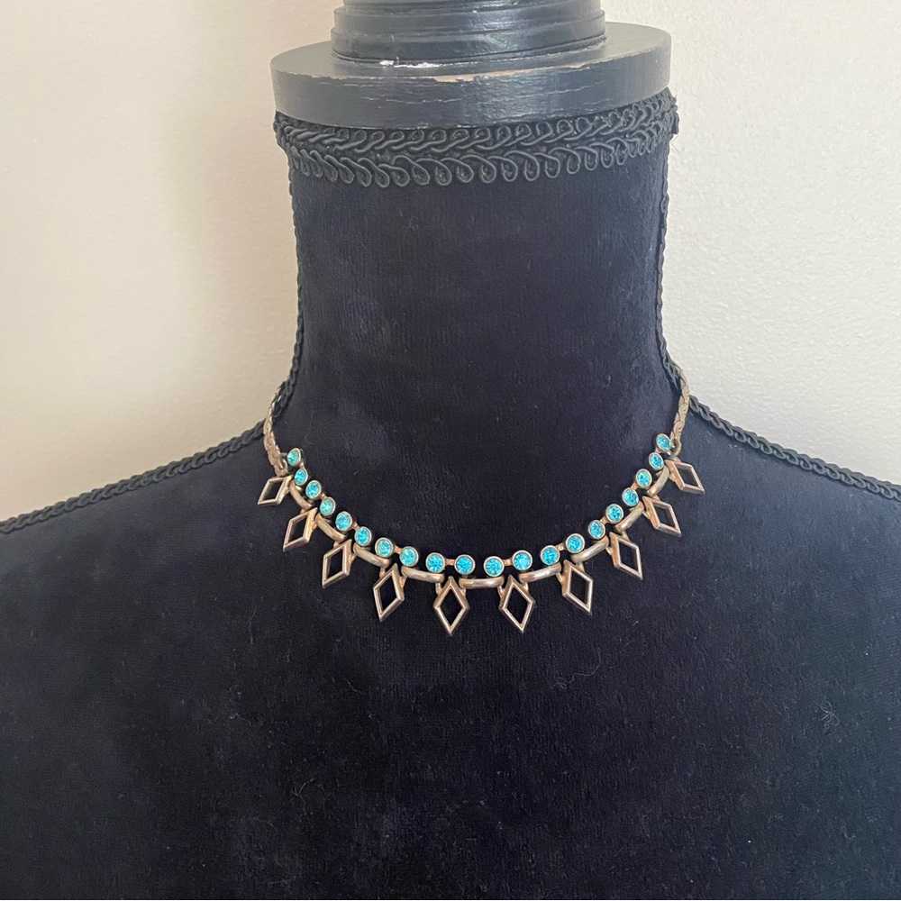 Elegant Silver and Blue Choker Necklace
